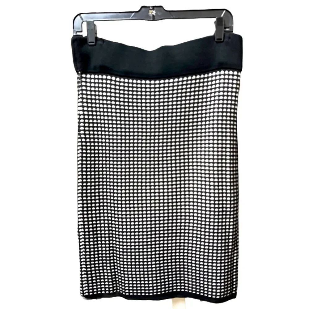 🌟70% OFF🌟 Ann Taylor🌟Ribbed Black White Sweater Skirt